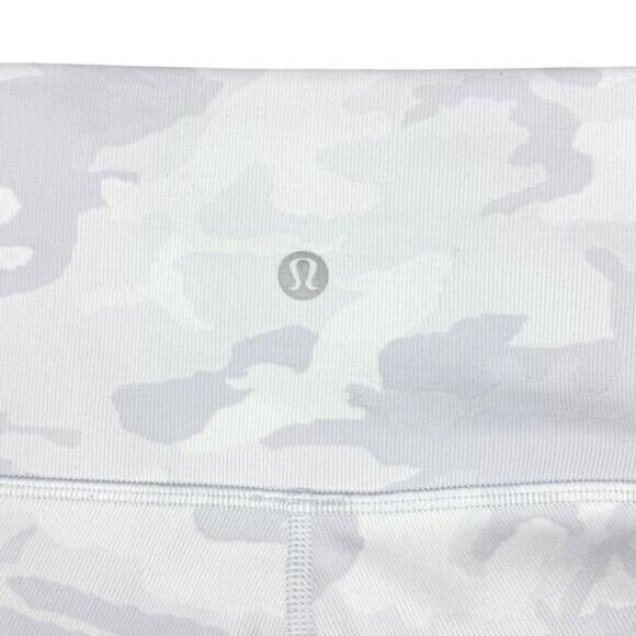 LULULEMON Wunder Under High-Rise Tight 25" Size 4 Incognito Camo Jacquard Alpine - Picture 5 of 6